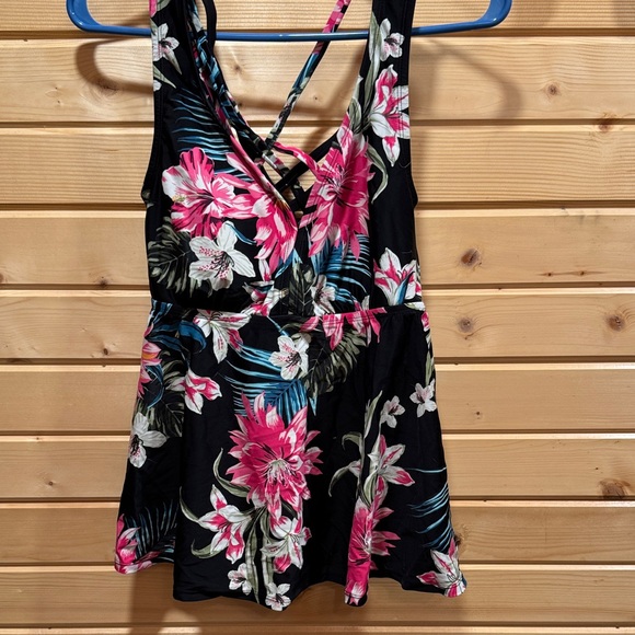 Floral Cross-Back Women's Swim top - Picture 1 of 3